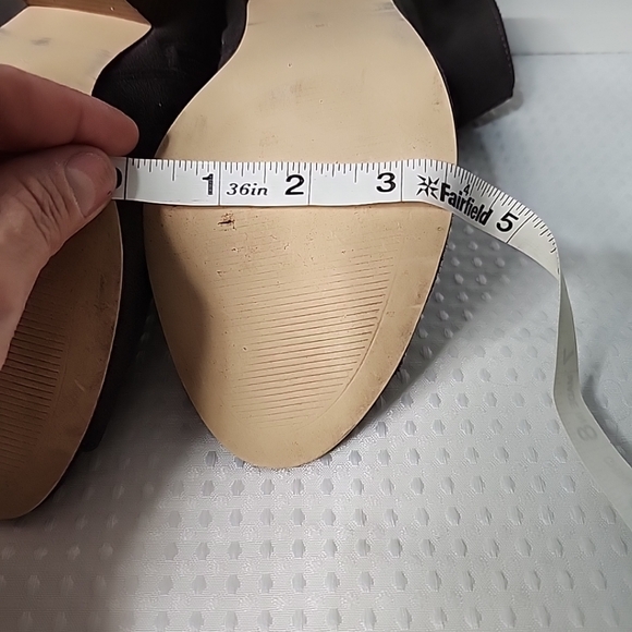 Indigo Rd Peep Toe Booties Gray Suede 3.75" High Block Heel Womens  9.5M Shoes - Picture 3 of 9